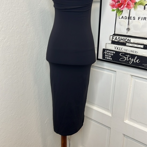 Aritzia Babaton Navy Midi Tank Dress Size XS - Picture 7 of 10